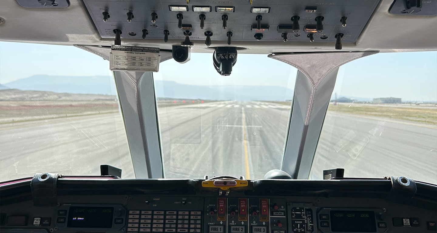 falcon cockpit view